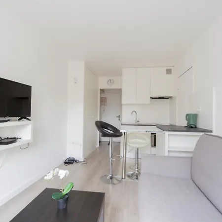 Appartement Cosy 2 Min Gare - 10 Min *